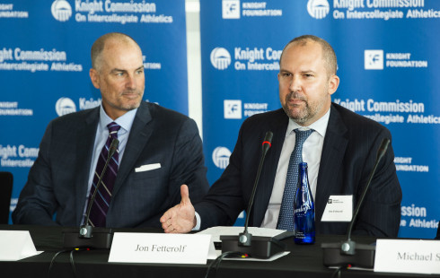 Jay Bilas (left), Jon Fetterolf